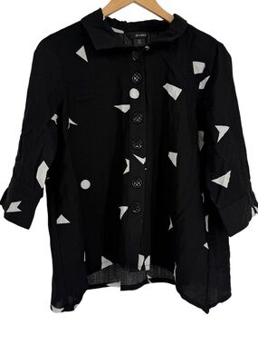 Ali Miles Shirt Womens Size PM Black White Geometric Button Top Artsy Lagenlook